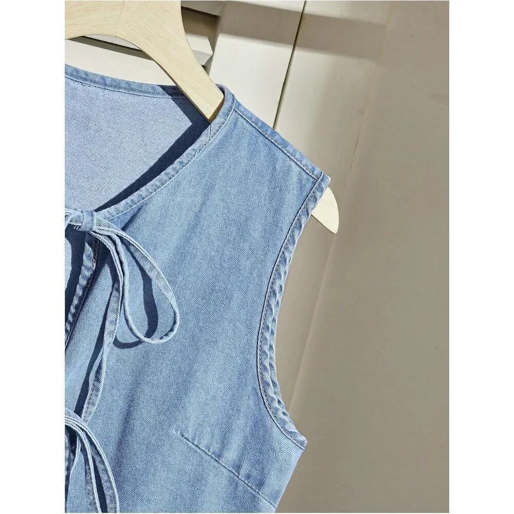 Women's Denim Vest Light Wash Sleeveless Peplum V Neck Ruffle Hem Top